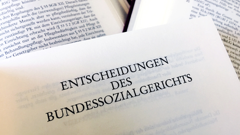 verweist auf: Entscheidungen Entscheidungen (verweist auf: Entscheidungen)
