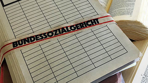 verweist auf: Rechtsfragen Rechtsfragen (verweist auf: Rechtsfragen)